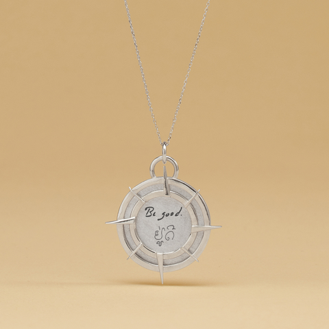 Be Good Exclusive: COMPASS PENDANT - NEW