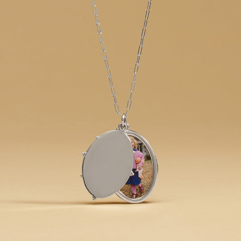HERITAGE PHOTO LOCKET PENDANT, SILVER - NEW