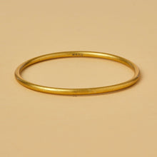 Load image into Gallery viewer, NEW VIRTUOUS CIRCLE GOLD TONE SKINNY BANGLE